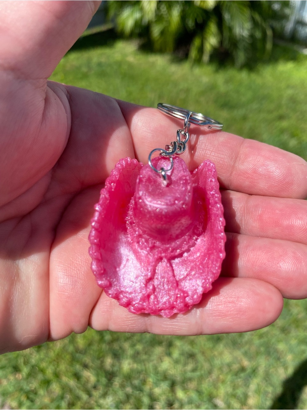 Pink Glitter Cowboy Hat Keychain - Stylish Women’s Key & Card Holder Accessory - Picture 5 of 8